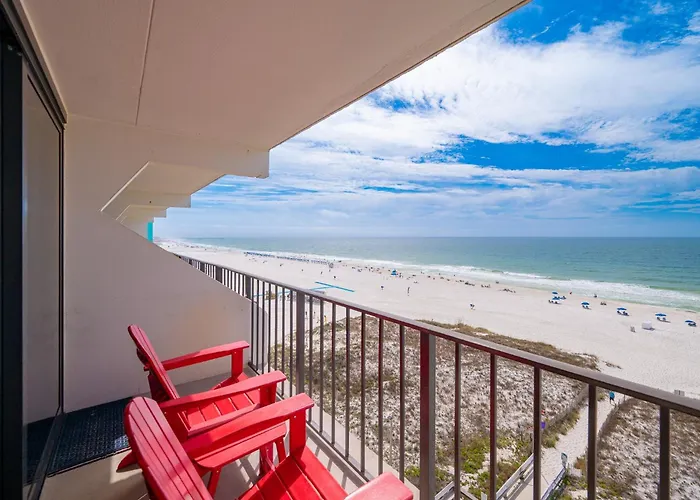 Island Winds East 707 Apartment *